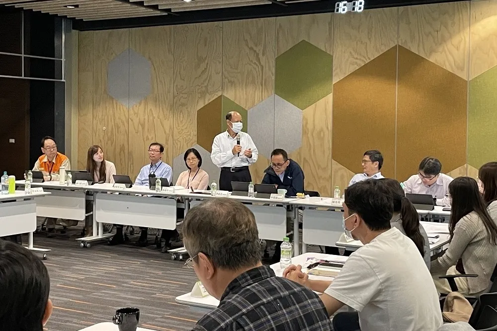 高市產業大聯盟前進李長榮化工　共推工業AI智慧製造淨零轉型