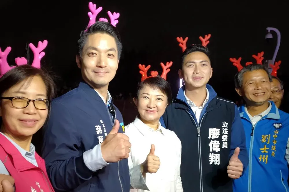 藍營2028總統大選最受青睞兩人選　台中燈會互稱對方好甜