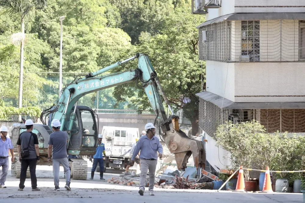 基泰大直169受災戶還沒獲賠　居民抱怨：房屋越裂越深、一修再修