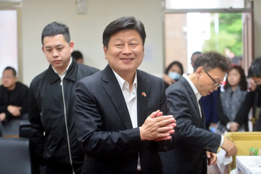 藍白合釋善意！國民黨願禮讓1席召委　黃國昌：改革比位子重要