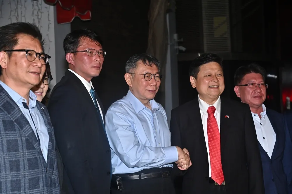 藍營禮讓白1席召委爆反彈　 李乾龍批國民黨還沒學到教訓、基層怒被羞辱的還不夠？
