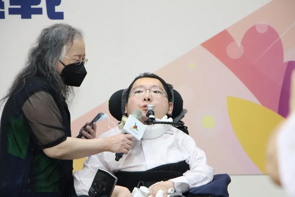 非常律師心繫罕藥給付　立委：盼討論罕病預算財源、持續爭取病友權益