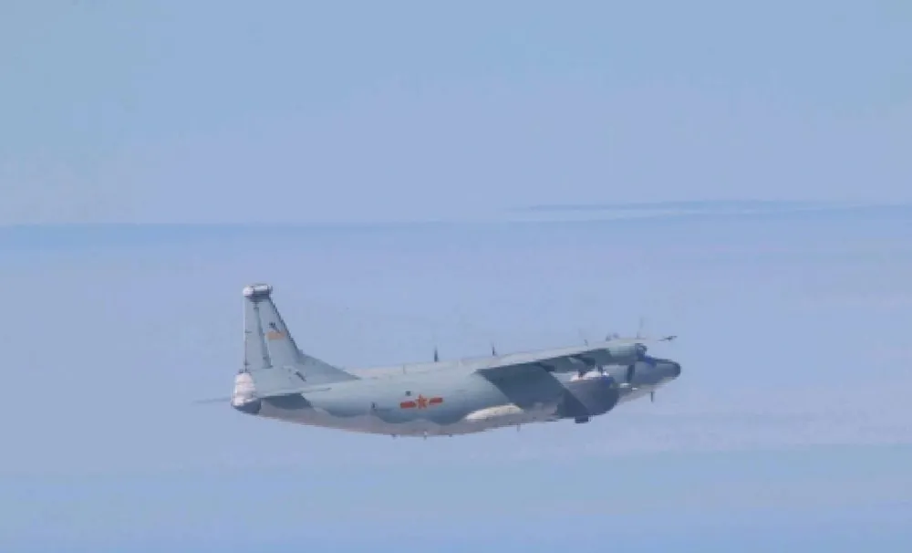 二二八紀念日解放軍機擾台　上午偵測15架次機，10架越海峽中線