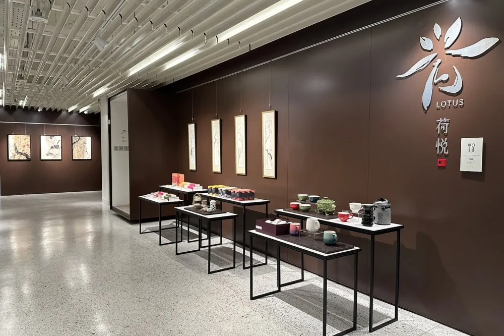 全新面貌回歸！史博館荷悅餐廳推出「大千套餐」　蒜泥白肉、川菜等美食等你吃
