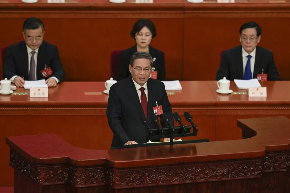 【中國兩會】中國今年軍費達7.4兆　李強：加強練兵備戰為軍事鬥爭做準備