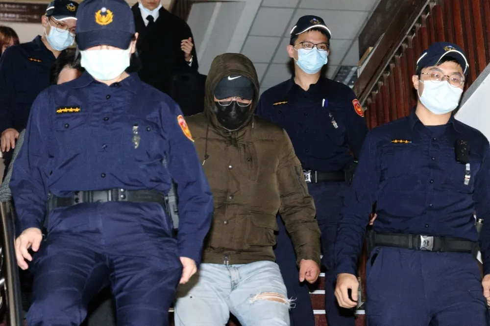 【快訊】泰國槍殺棄屍案周昱帆疑「變裝藏手機」　今晚逆轉改裁收押禁見