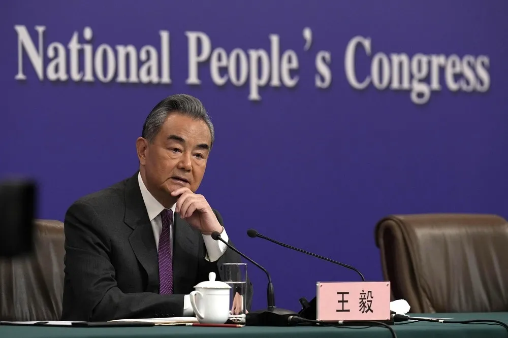 【兩會記者會】王毅：支持巴勒斯坦成聯合國正式會員　制定「兩國方案」時間表和路線圖