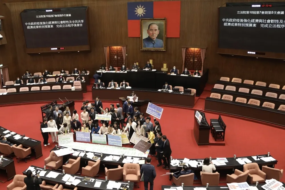 綠下周提國會改革修法　破解在野擴權壓力為賴清德清戰場
