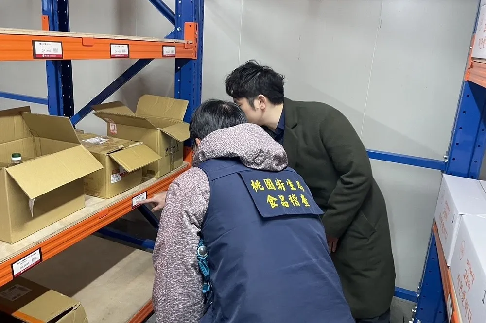 炸雞、雞排裹粉也中招！再增2品項含蘇丹紅　16家食品業者急下架　