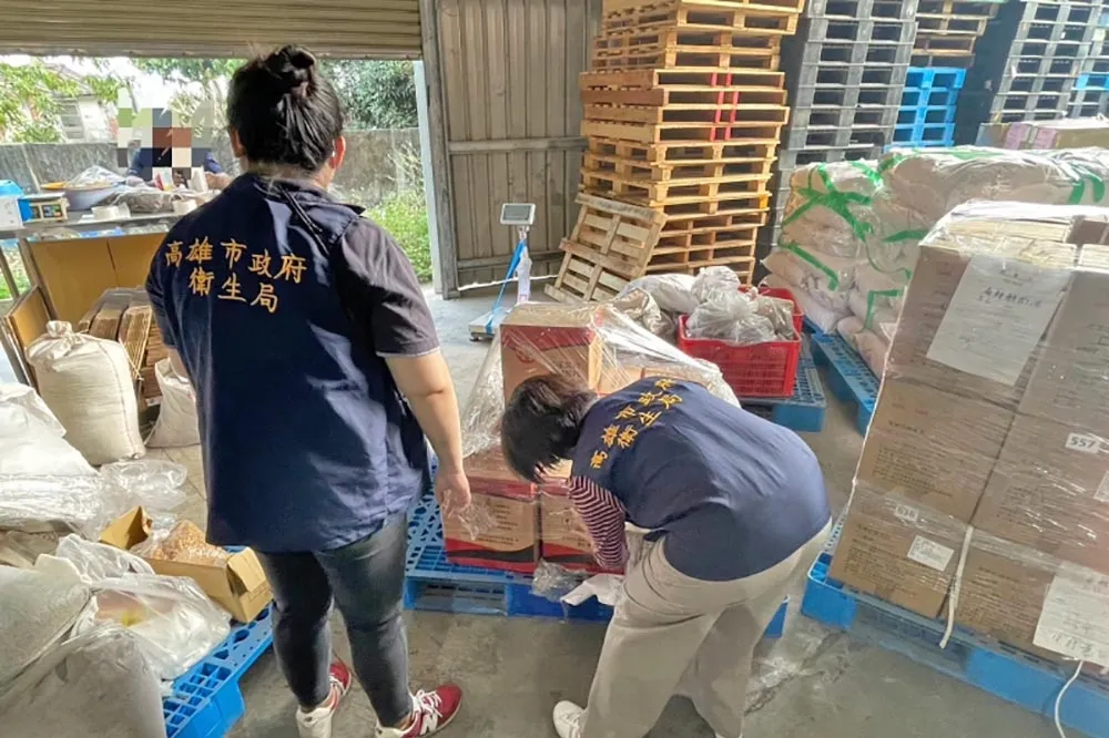 【蘇丹紅風暴】高市府開鍘　11家違規業者重罰438萬全撤照