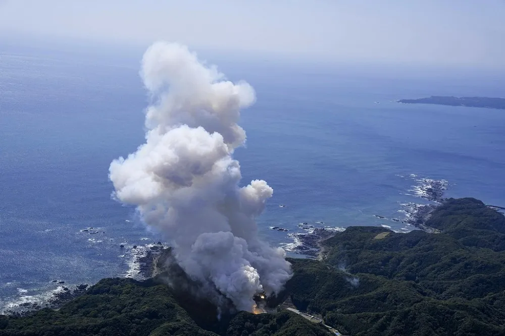 【有片】日本Space One發射火箭失敗　升空數秒即發生爆炸