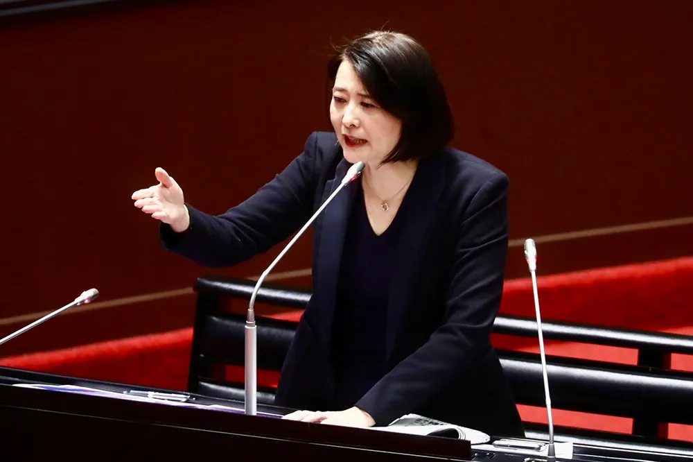 戳破台電漲價謊言　王鴻薇：國際燃價皆跌到烏俄戰爭前