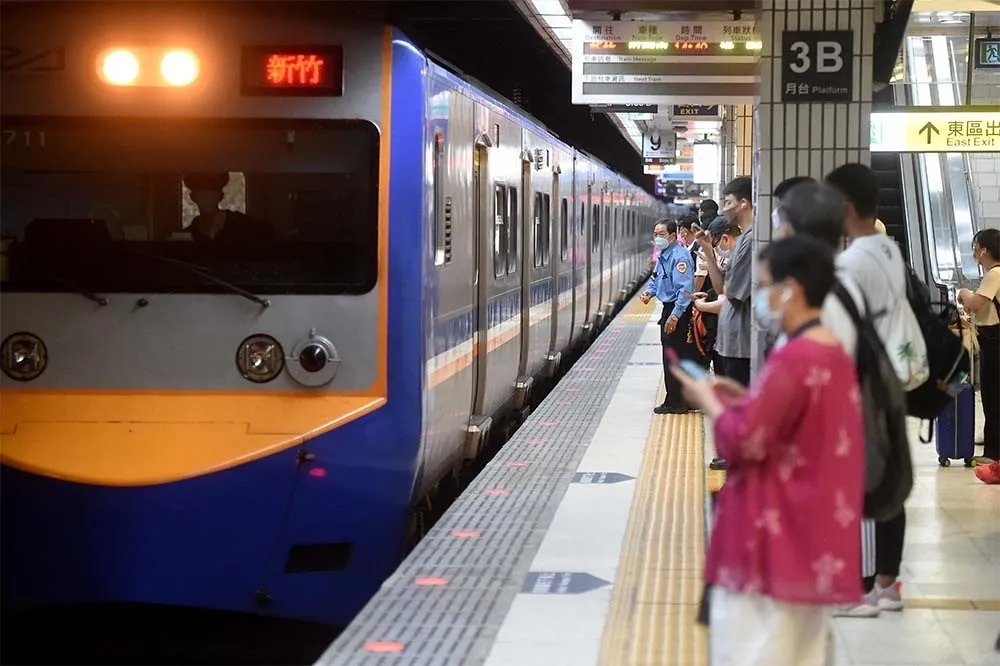 電價調漲帶動效應　王國材：台鐵、客運擬漲價