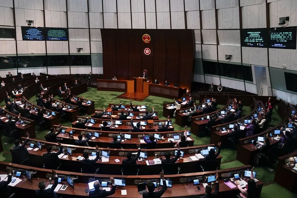 香港通過《基本法》23條　蔡明彥示警：台人赴港注意風險