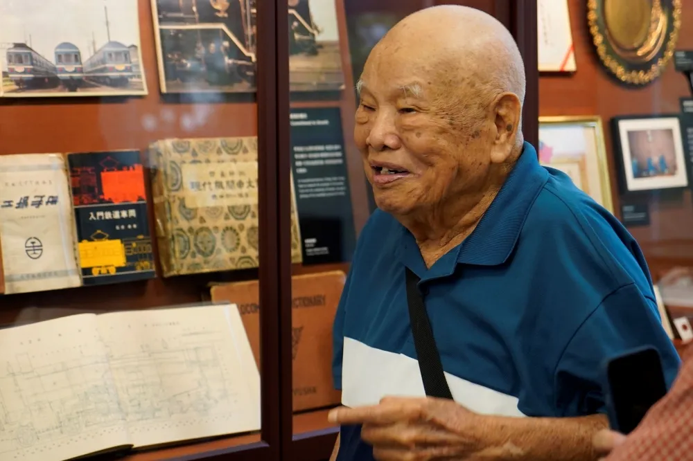 修復蒸汽火車國寶　鐵道職人鄭萬經辭世享耆壽98歲