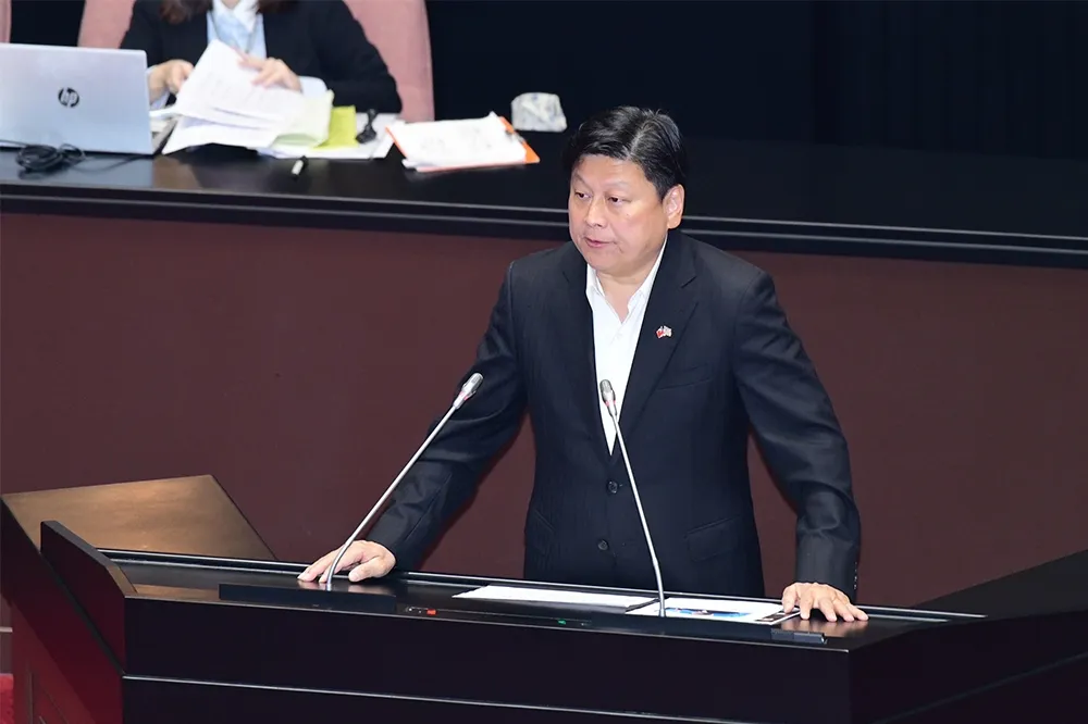 藍白聯手「凍漲電價」逕付二讀　吳思瑤：台電供電出問題立院能負責？