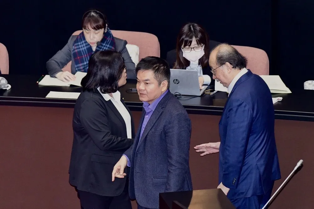 【國會改革掀戰】嗆在野若強渡關山　柯建銘：最後手段提釋憲