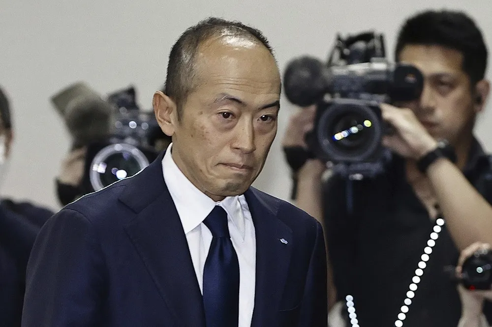 【有片】小林製藥紅麴驗出劇毒物質　社長承諾付醫藥費、給予海外受害者同等賠償