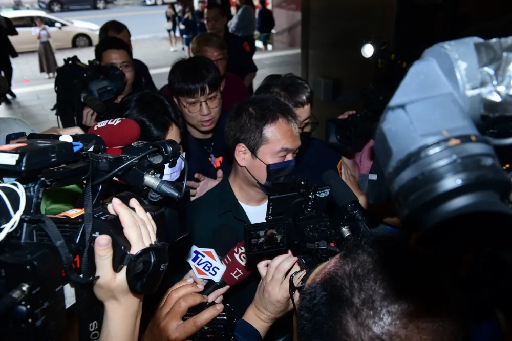 【寶林茶室中毒】限制出境增列第4名被告　正班廚師首傳訊請回　