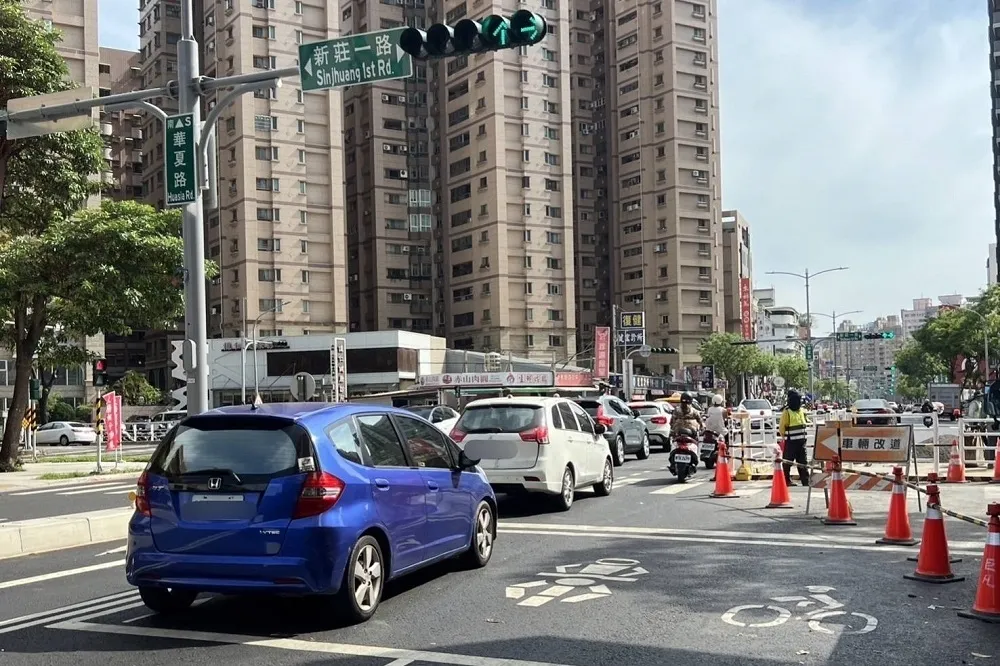 高市水利局進行排水工程　華夏路縮為2車道預計8月底完工