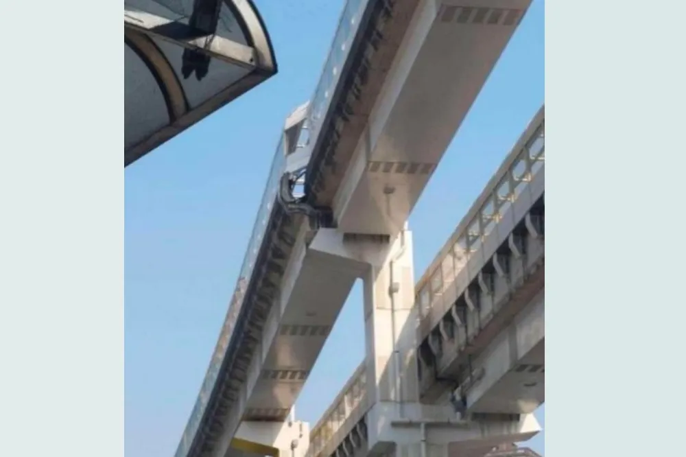 【有片】新北中和環狀線軌道位移暫停行駛　乘客下車走路