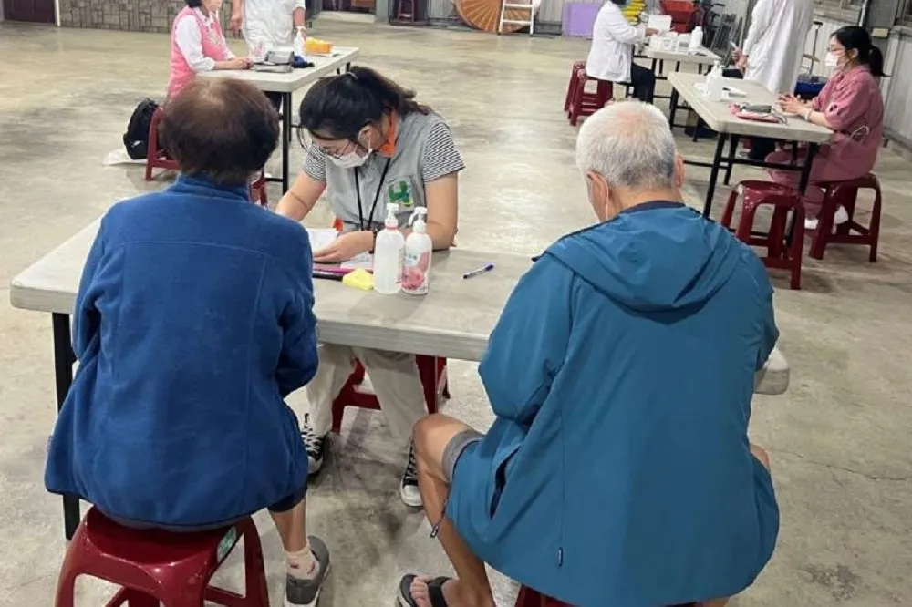 北市溪山里民逾百人上吐下瀉　醫療站緊急進駐