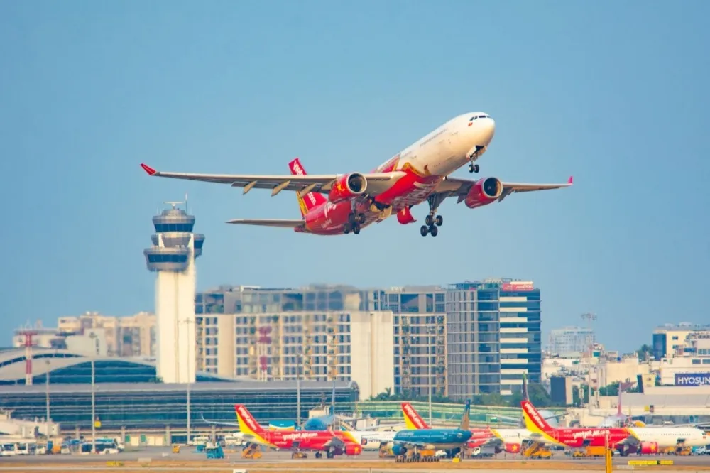 越捷航空祭經濟艙優惠機票「單程最低 1850 元」！商務艙限定折扣碼最高打 5 折
