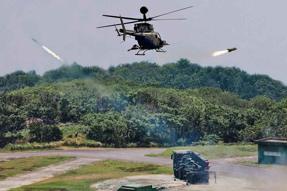 【操演片】陸軍精準飛彈射擊訓練　雷霆、神鷹操演展軍威