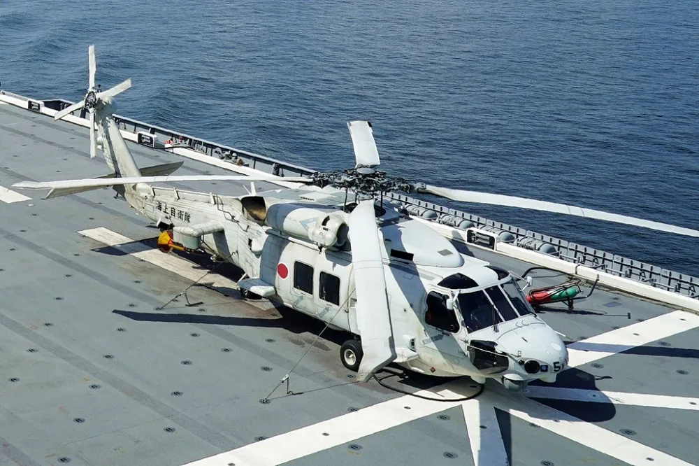日本海自2機「恐相撞」墜海1死7失蹤！同機型「SH-60K海鷹直升機」全面停飛