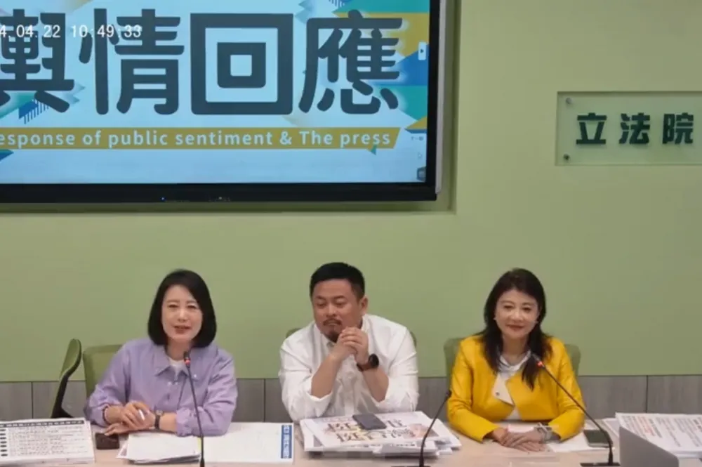 被暗指穿戴「昂貴精品」 　吳思瑤反批：項鍊東區小店買才1500