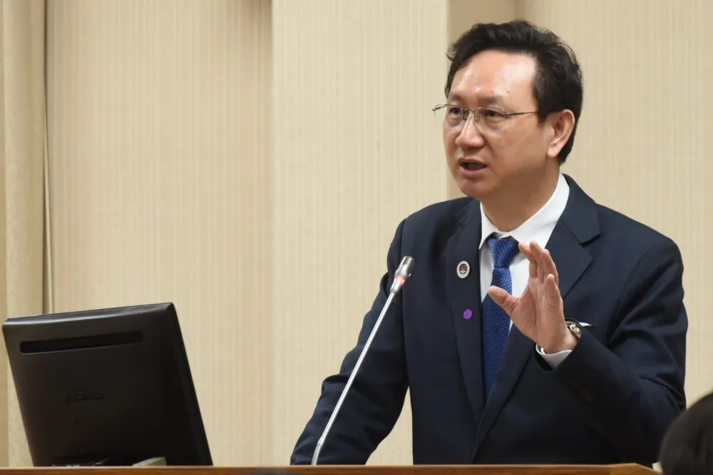 我駐星代表也遇上金融詐騙　童振源：現金卡遭多次轉帳