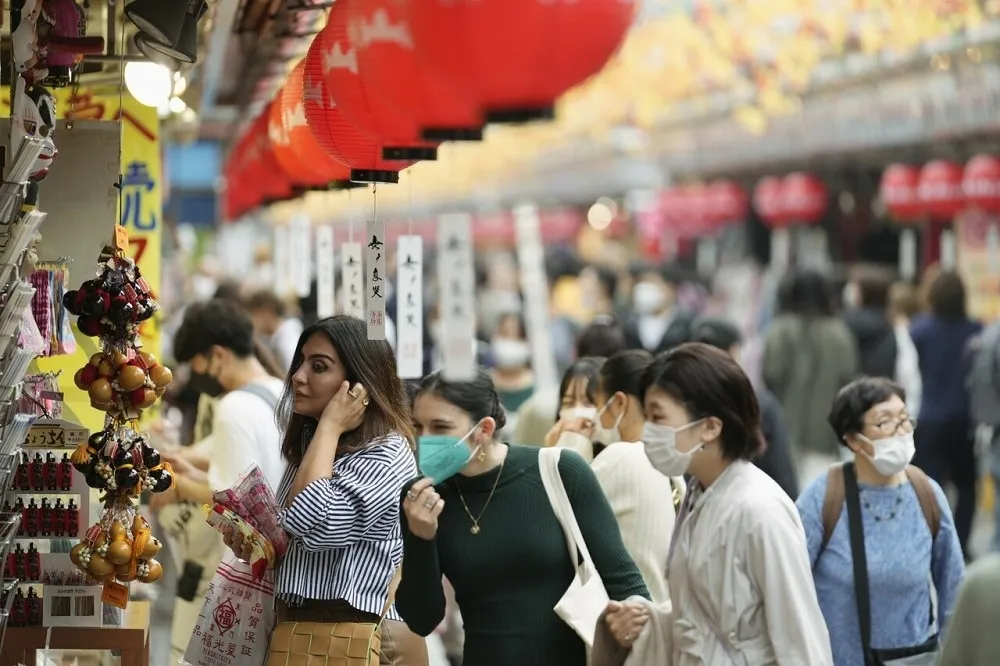 日本打擊非法轉售　觀光購物擬改為「先付全額後退稅」