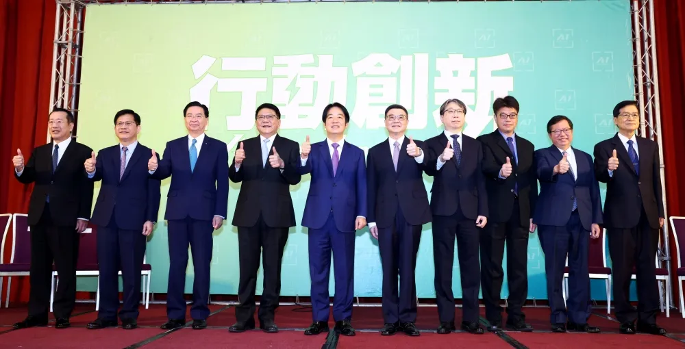 快訊／賴清德親帶隊揭曉國安團隊　林佳龍任外交部長、顧立雄接國防部長