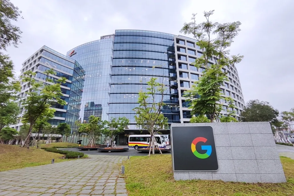 【有片】Google 第二棟研發辦公大樓進駐板橋！夢幻辦公空間、多國餐飲吃到飽、神秘實驗室等開箱直擊