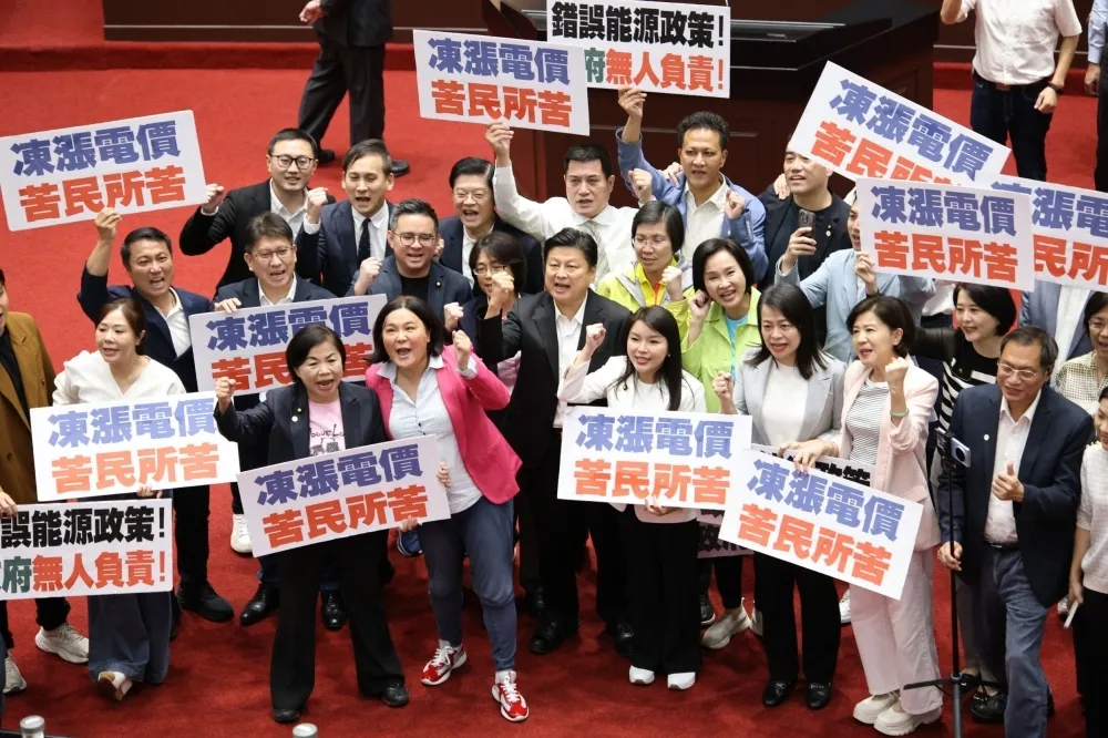 不用負責任的僭主之治