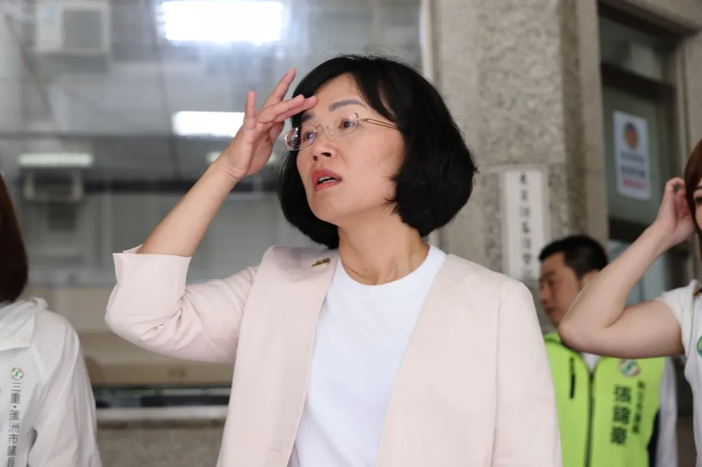 傅崐萁改提案用詞「中國」變「大陸」　  蘇巧慧狠酸：藍也改成大陸國民黨？
