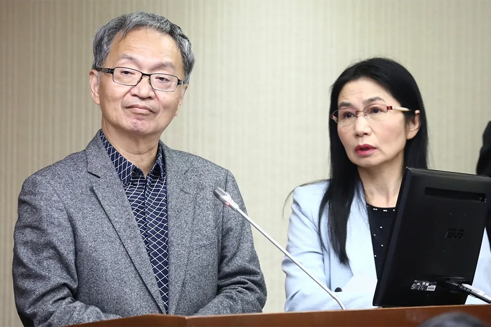 國民黨提「1點1元」健保修正草案　藍綠無共識交付黨團協商