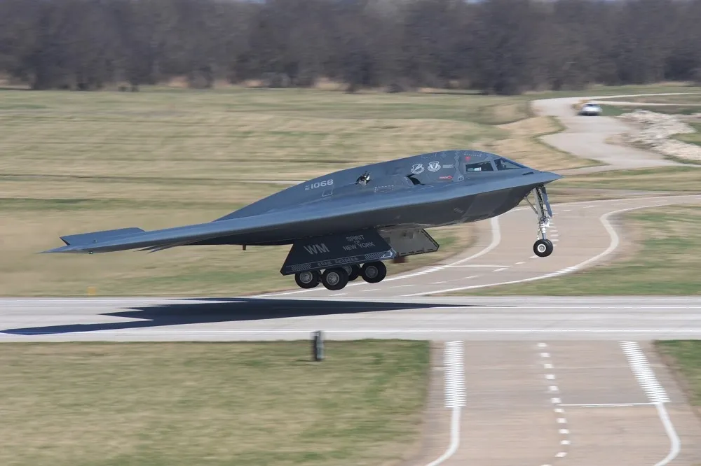 【有片】美空軍B-2轟炸機戰力更新　諾格獲得2260億元合約