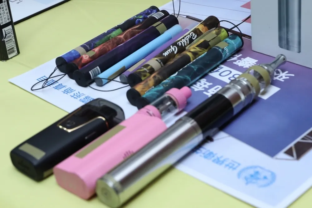 【國中生吸菸調查】使用電子菸攀升　國健署憂傷身又傷腦