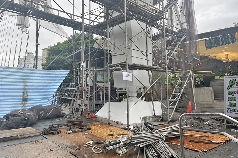新店碧潭工人從6樓高鷹架摔落身亡　勞動檢查處勒令停工