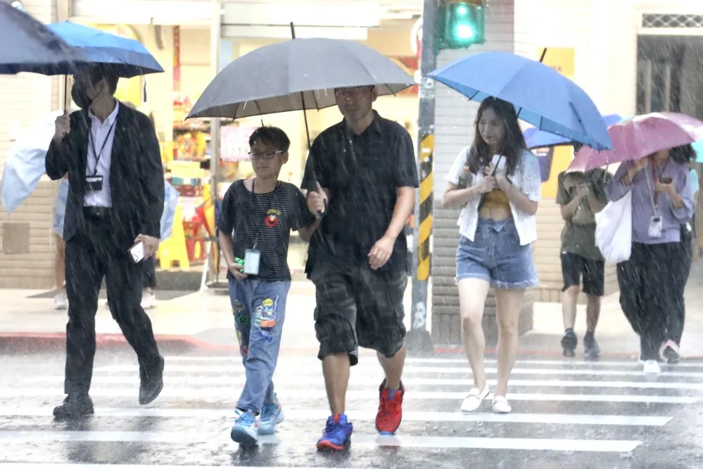 【一周天氣預報】把握周日好天氣　520起全台炸雨5天