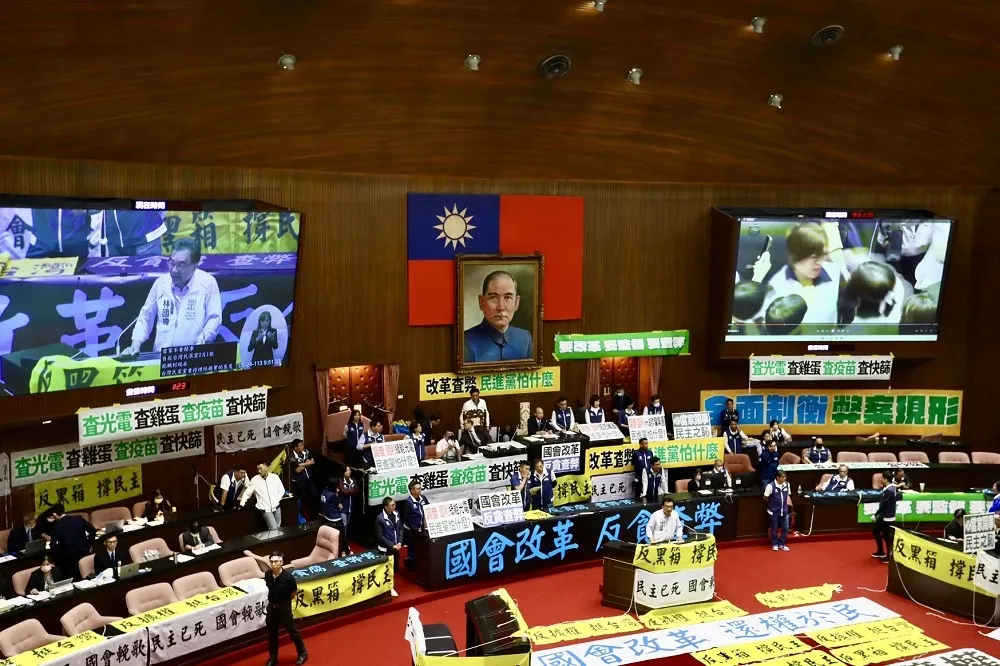 增訂「聽證權」二讀通過！無正當理由不可拒出席　官員虛偽陳述追刑事責任