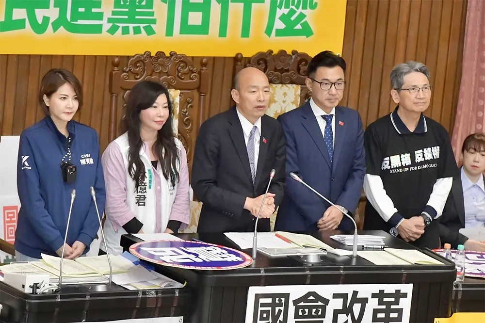 從托克維爾的民主理論　反思立法院多數暴力的荒謬