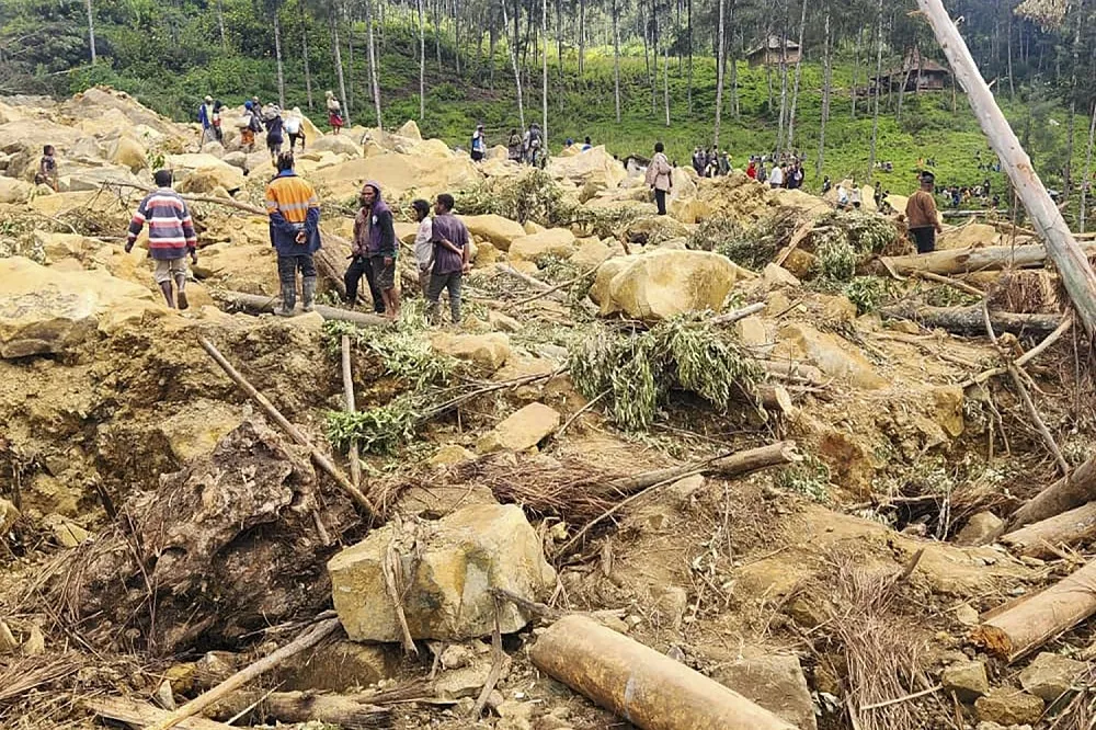 【有片】逾2000人慘遭活埋！巴紐通報山崩災情　請求國際救援