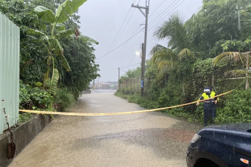 豪大雨狂炸南台灣　淹水災情一次看