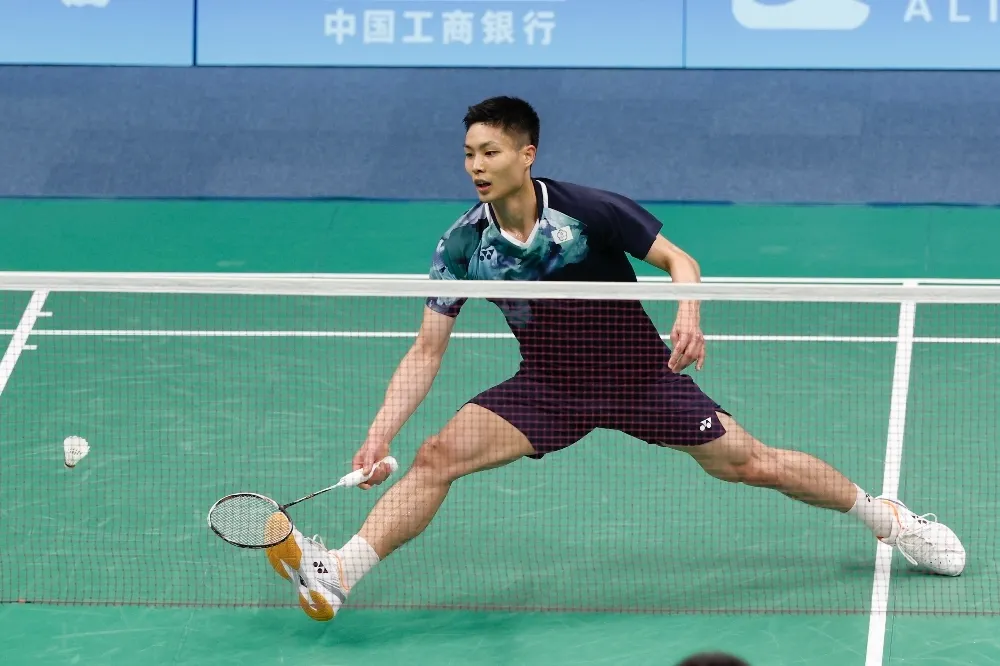 【新加坡羽球公開賽】一哥周天成8強賽遇日本勁敵　2場勝利作收挺進4強