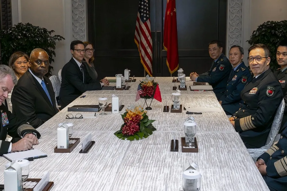 【2024香格里拉對話】美中防長會晤談台海　重啟軍事熱線控管風險仍有變數