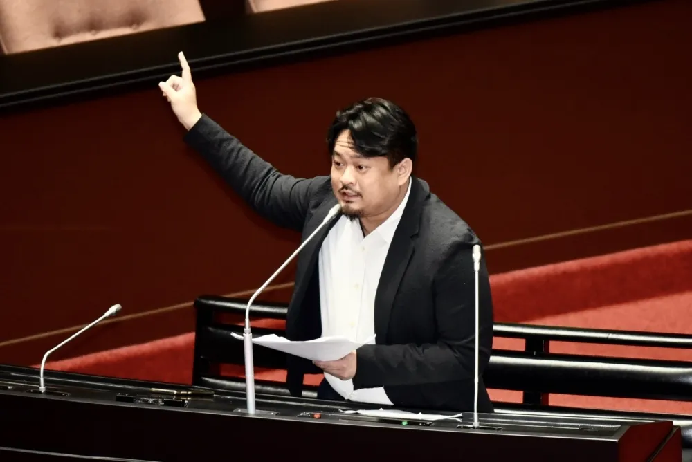 「戰車營長」退伍轉職能做什麼？　綠委：要讓企業清楚軍職人才能力