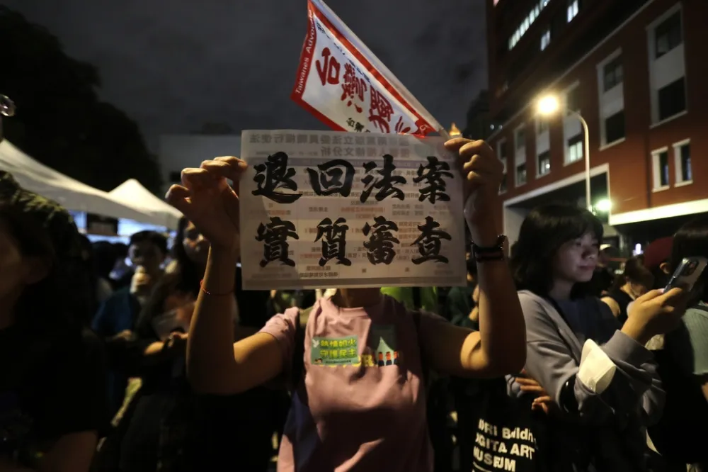 陳嘉宏專欄：罷免將跟著覆議走　勿謂言之不預