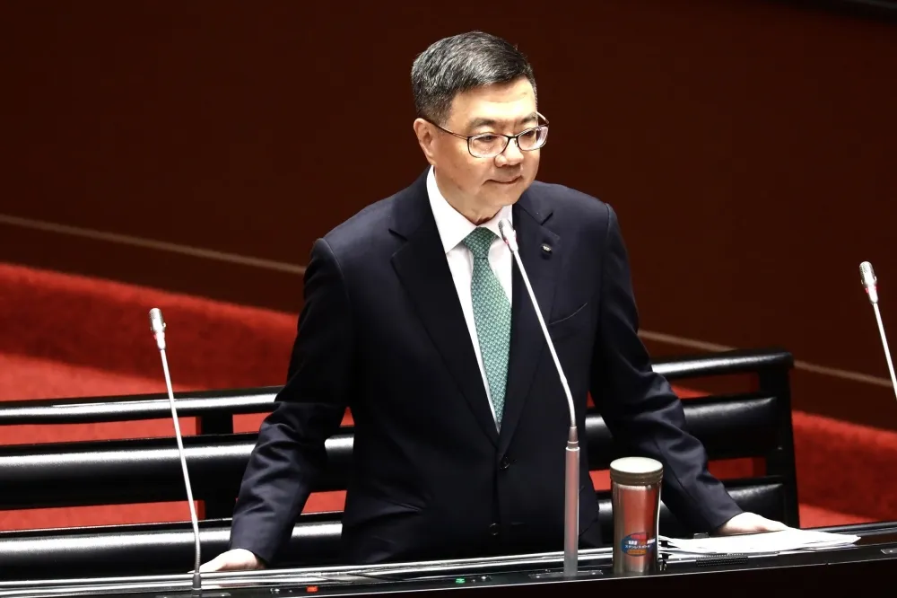 傅崐萁嗆覆議失敗該下台　卓榮泰：憲法沒有辭職但有倒閣選項